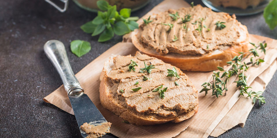 11Tres tispo de pate con conservas albo